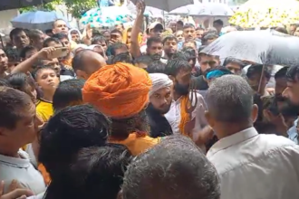 Sonipat: सरकारी स्कूल में बुर्का पहनाने पर बवाल