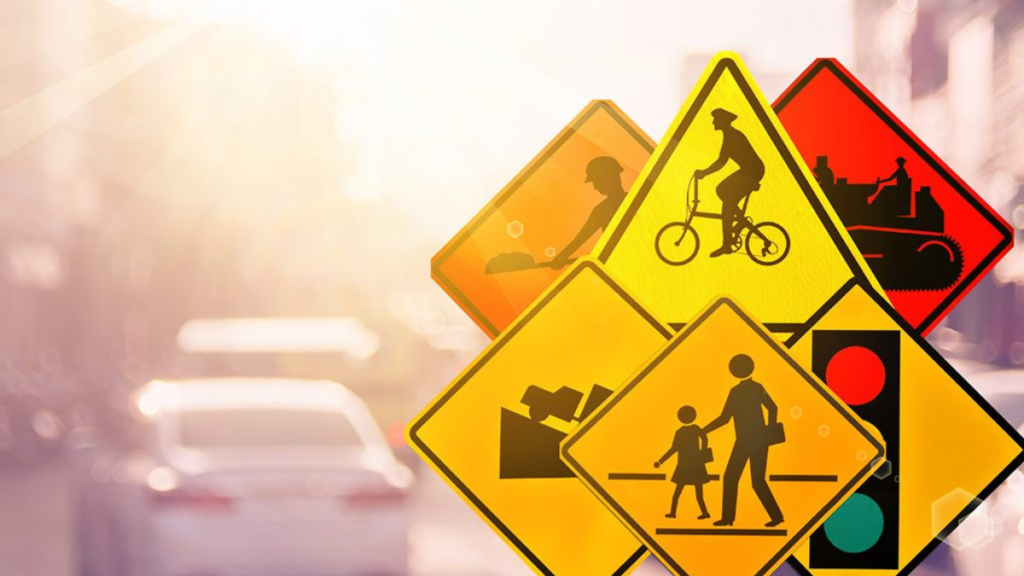 Traffic Rules: क्या आपको है सही रोड सेंस? जानिए सड़क पर सुरक्षित ड्राइविंग के महत्वपूर्ण नियम