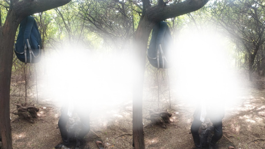 UPSC की तैयारी कर रहे शख्स ने Delhi के मुखर्जी नगर में की सुसाइड, कई दिन बाद जंगल में लटकती मिली लाश 1 UPSC की तैयारी कर रहे शख्स ने Delhi के मुखर्जी नगर में की सुसाइड