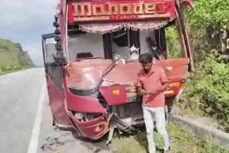 Udaipur-पिंडवाड़ा हाइवे पर ट्रैवल्स बस हादसा, 25 यात्री घायल