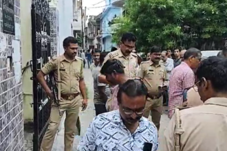 Unnao में दिनदहाड़े लूट, चाकू की नोक पर महिला से आभूषण लूटे