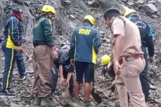 Uttarakhand में भूस्खलन का कहर, केदारनाथ राजमार्ग पर तीन श्रद्धालुओं की मौत, राहत कार्य तेज