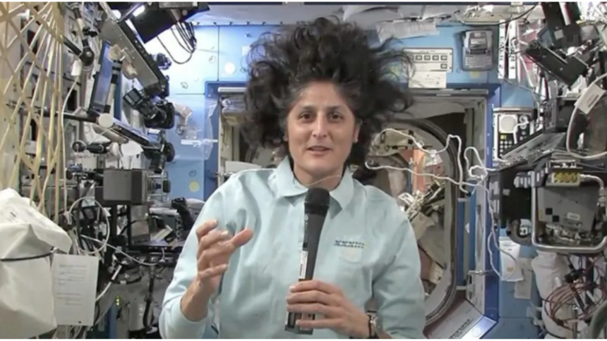 Sunita Williams को अंतरिक्ष में छोड़कर वापस लौटा NASA का यान, छलका दर्द