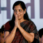 Delhi: सुनीता केजरीवाल बनेंगी दिल्ली की मुख्यमंत्री? इस दिग्गज नेता ने किया बड़ा दावा!