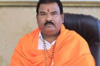 शिवसेना विधायक संजय गायकवाड का विवादित बयान: 'Rahul Gandhi की जीभ काटने वाले को 11 लाख रुपये दूंगा'