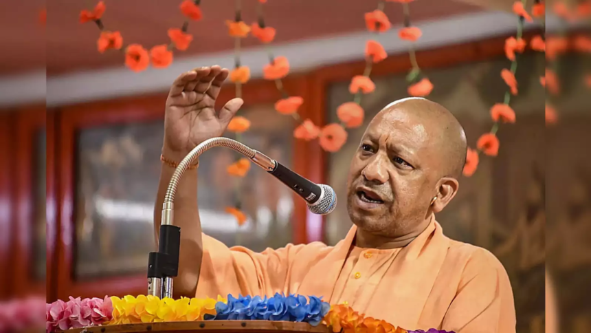 Yogi Adityanath ने कहा- 'मुरली से नहीं चलेगा काम, सुदर्शन चक्र है जरूरी' पाकिस्तान को बताया 'कैंसर'"