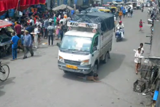 Delhi: टेम्पो ने बच्चे को रौंदा, CCTV फुटेज आया सामने