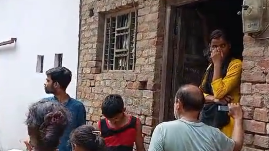 Lucknow विधानसभा के सामने महिला ने पिया जहर, जांच में जुटी पुलिस