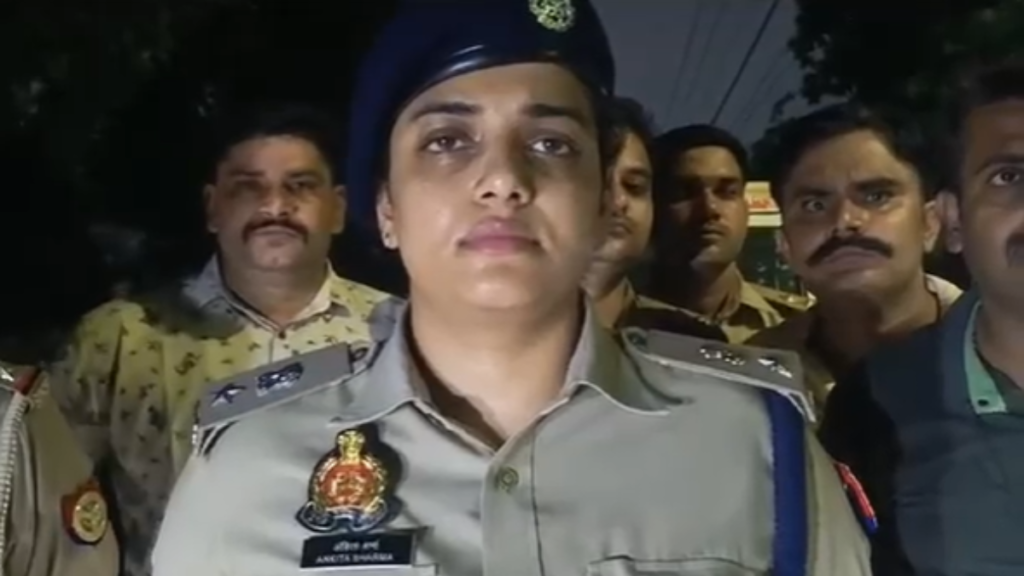 Kanpur: टीबी अस्पताल के पास मुठभेड़ में दो लुटेरे गिरफ्तार, एक बदमाश घायल