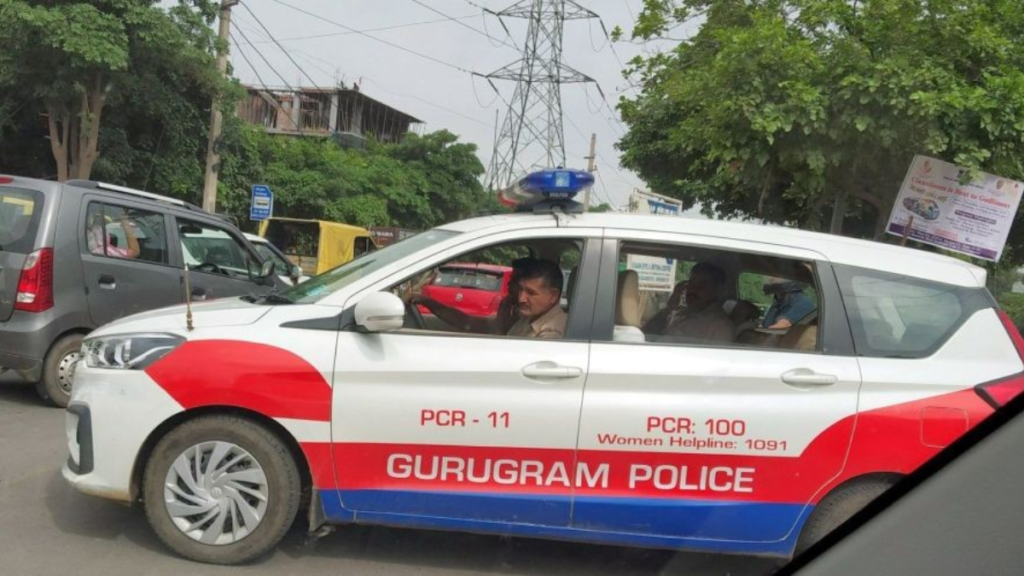 Gurugram पुलिस ने Whatsapp पर ही दर्ज कर दिया केस, जानिए आखिर क्या है वजह?