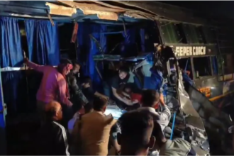 Madhya Pradesh: प्रयागराज से नागपुर जा रही लग्जरी बस हुई दुर्घटनाग्रस्त, 9 लोगों की हुई मौत व 20 लोग घायल