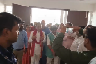 Uttar Pradesh: कानपुर पहुंचे राज्यसभा सांसद व पूर्व डिप्टी सीएम दिनेश शर्मा, दक्षिण भाजपा कार्यालय का किया दौरा