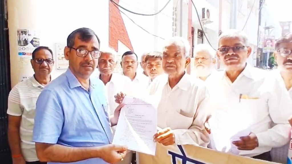 पेंशनरों की 10 प्रमुख मांगों के साथ फोरम का प्रतिनिधिमंडल PM Modi को सौंपा ज्ञापन