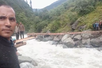 Uttarakashi जनपद के मोरी तहसील के लिवाड़ी गांव में ट्राली बंद Uttarakashi