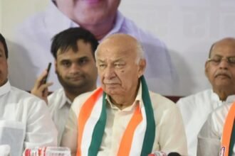 Jammu-Kashmir: चुनाव से ठीक पहले पूर्व गृह मंत्री और कांग्रेस के बड़े नेता सुशील शिंदे ने ये बयान देकर मचा दी सनसनी