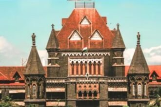 Bombay High Court ने Badlapur एनकाउंटर पर उठाए सवाल, न गन ट्रेनिंग, न ताकत... फिर अक्षय शिंदे के सिर में गोली क्यों मारी गई?