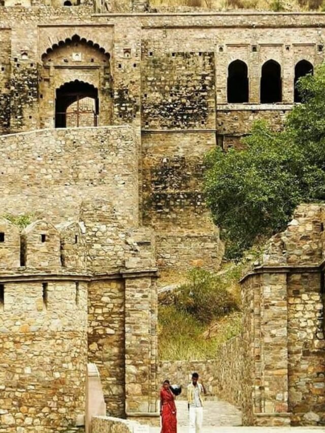 mysterious-haunted-places-true-stories