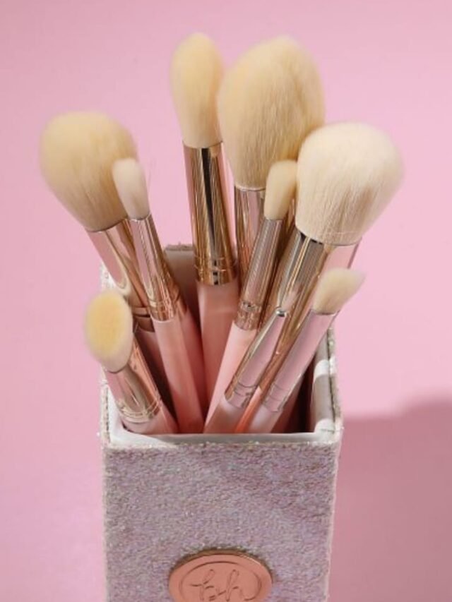 how-to-clean-makeup-brushes