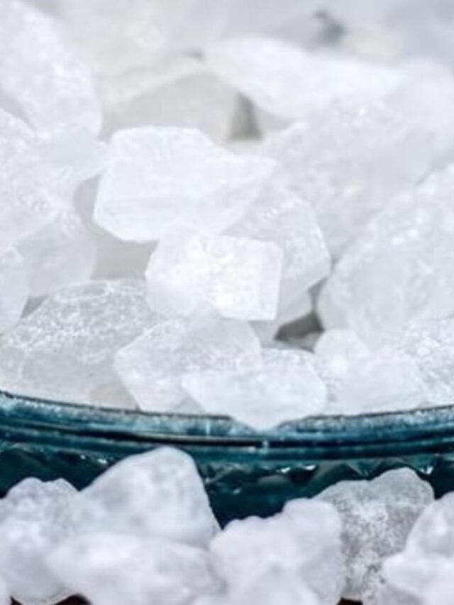 benefits-of-eating-mishri-daily