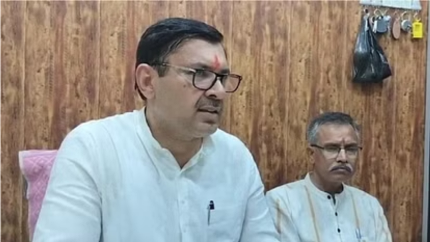 Haryana: पूर्व मंत्री देवेंद्र सिंह बबली ने जेजेपी को अलविदा कहा, पार्टी की प्राथमिक सदस्यता से दिया इस्तीफा 1 पूर्व मंत्री देवेंद्र सिंह बबली