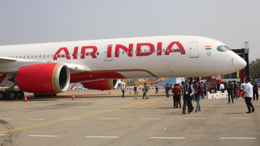 Air India की फ्लाइट को बम से उड़ाने की धमकी, फ्लाइट कनाडा डायवर्ट