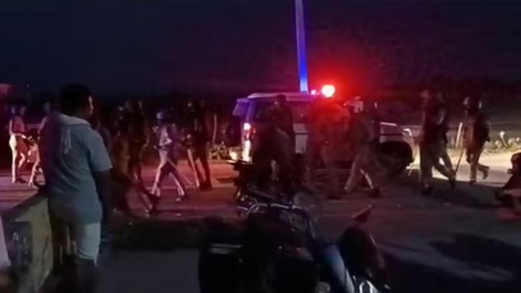 Bahraich Violence: दुर्गा प्रतिमा विसर्जन के बाद तनाव और उपद्रव बढ़ा