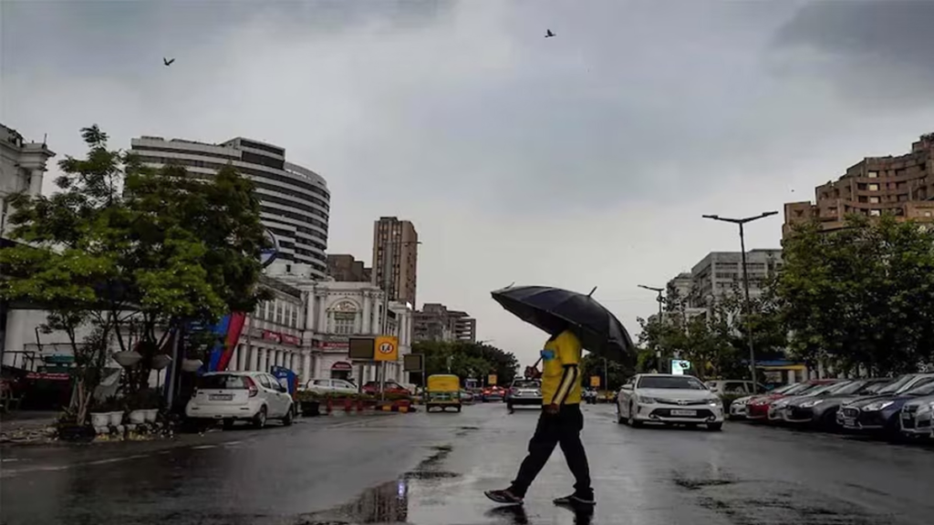 Delhi Monsoon: 1029.9 मिमी बारिश, मौसम में कमी से बढ़ेगा तापमान"