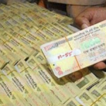 Ghaziabad पुलिस ने खोड़ा इलाके में बड़ी मात्रा में पुरानी करेंसी पकड़ी