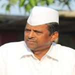 Maharashtra Assembly के उपाध्यक्ष नरहरी ज़ीरवाल ने Mantralaya से कूदकर किया अनोखा विरोध