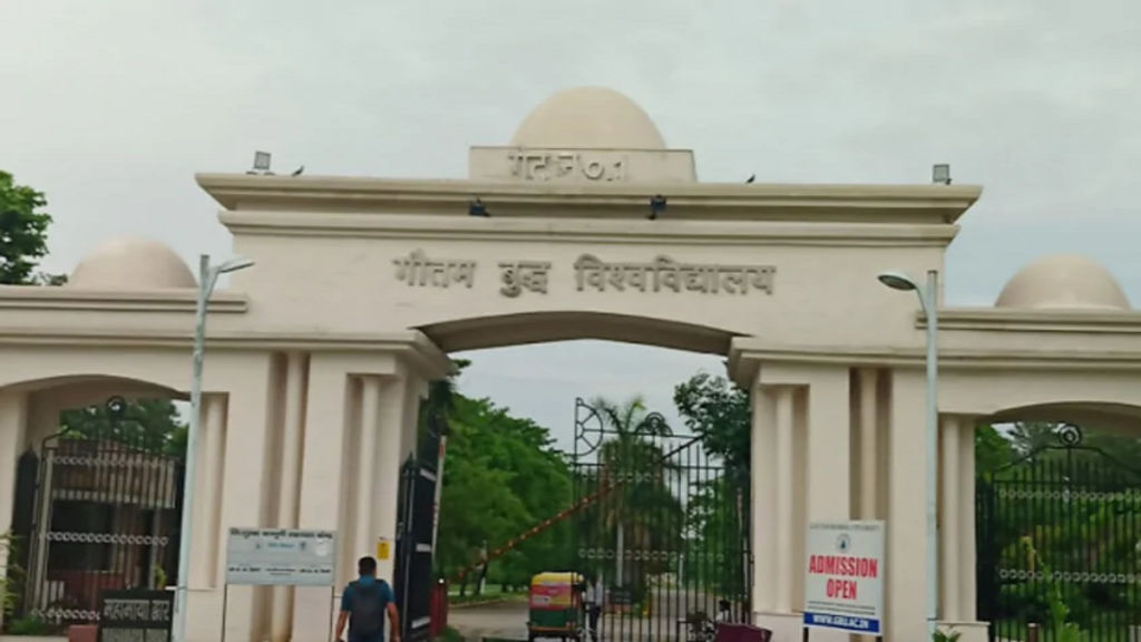 Noida: गौतम बुद्ध नगर की यूनिवर्सिटी में वर्चस्व की लड़ाई