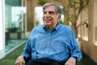 टाटा समूह के पूर्व चेयरमैन Ratan Tata को ब्रीच कैंडी अस्पताल में कराया गया भर्ती