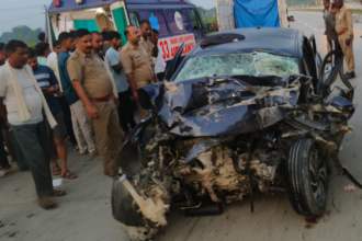 Varanasi में सड़क हादसे में एक ही परिवार के चार सदस्यों की हुई दर्दनाक मौत