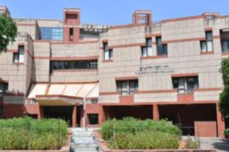 Kanpur IIT की रिसर्च स्कॉलर ने की आत्महत्या, सुसाइड नोट से हुआ खुलासा