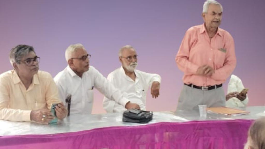 Kanpur: पेंशनर फोरम ने डॉक्टर मुरारी लाल चेस्ट अस्पताल की लापरवाही पर जताई नाराजगी, जल्द सुधार न होने पर दी आंदोलन की चेतावनी