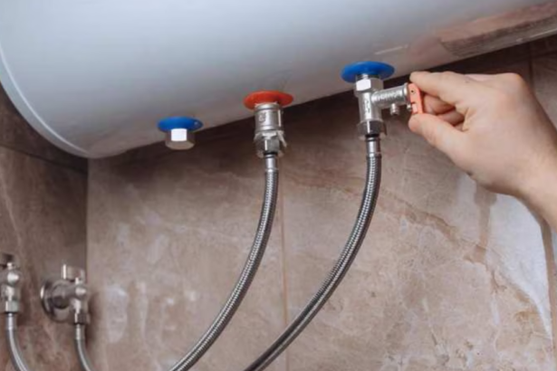 Winter: सर्दी से पहले करें इलेक्ट्रिक गीजर की सर्विस, जानें विस्फोट से बचने के उपाय