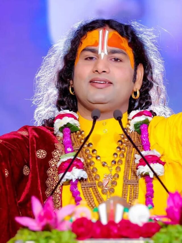 aniruddhacharya-maharaj-touched-salman-khan-feet-on-bigg-boss-18-set-fake-photo-viral-police-arrested-accused