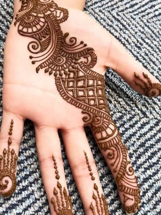 देखें हाथों के लिए बेहद सुंदर और आकर्षक अरबी मेहंदी डिजाइन