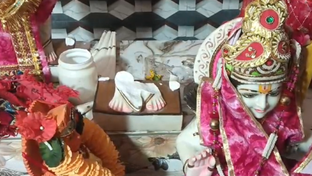 Kanpur: अज्ञात व्यक्ति ने तोड़ी राम मंदिर की मूर्ति, जांच में जुटी पुलिस