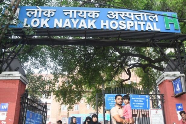 दिल्ली के लोक नायक अस्पताल के पूर्व अधिकारियों और प्राइवेट फर्मों के खिलाफ सीबीआई ने दर्ज किया मामला